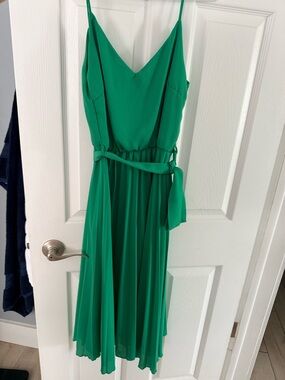 Vibrant Green Spaghetti-Strap Midi Dress with Self-Tie Waist